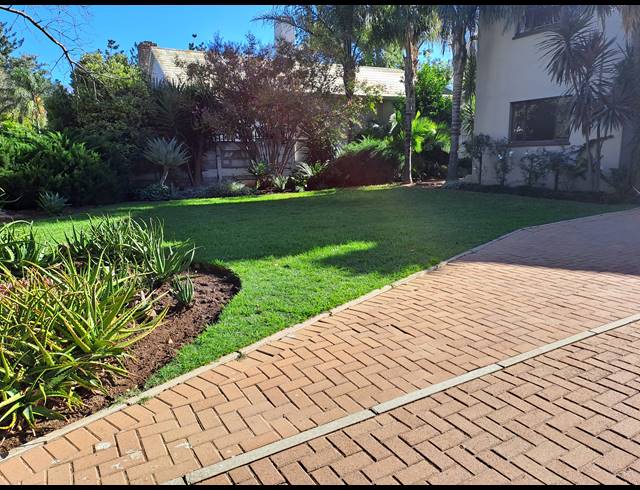 4 bed property to rent in PAGLANDE